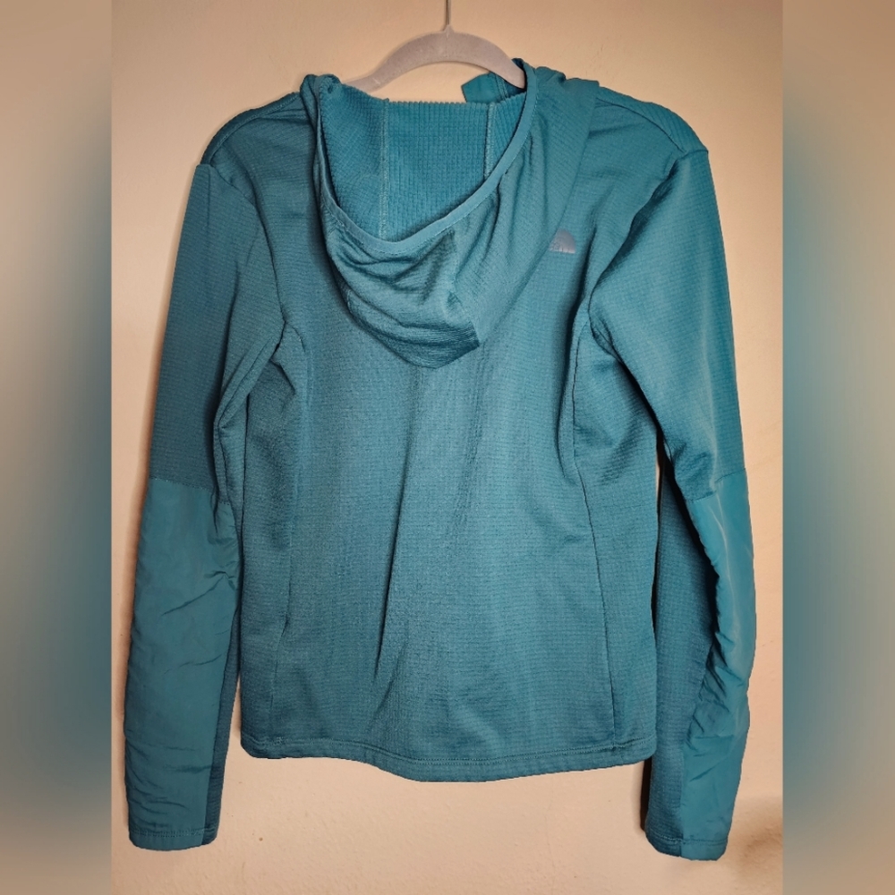 North Face Half Zip Pullover Size Small - image 2